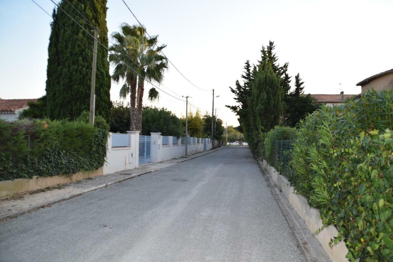 Les Lilas Hyeres Exterior photo